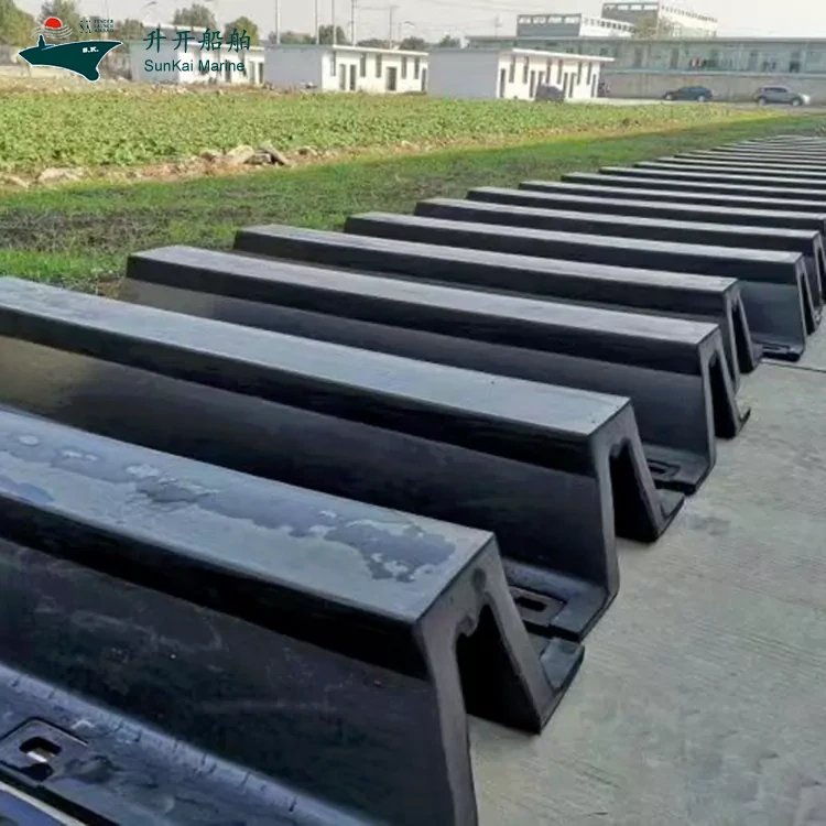 Confortans Portus Safety: Qingdao SunKai Marine Missam-producit Navale Flexilis bumper Exuit ad tuendam Berthing Operationes Domesticae et Internationalis Terminals